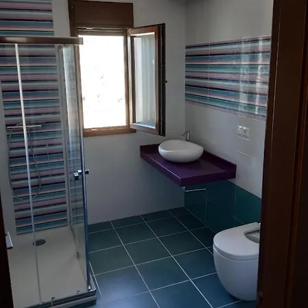 Madodos Con Piscina Privada, Jacuzzi, Barbacoa Y Chimenea Holiday home Riofrio (Andalucia)